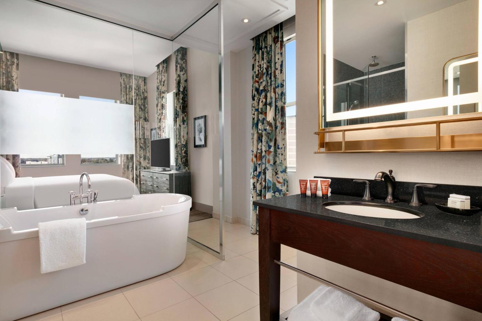 Glenn Hotel, Autograph Collection Hotel 3*